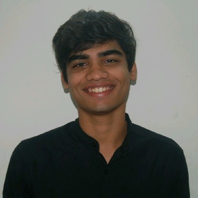 Headshot of Advait Raykar