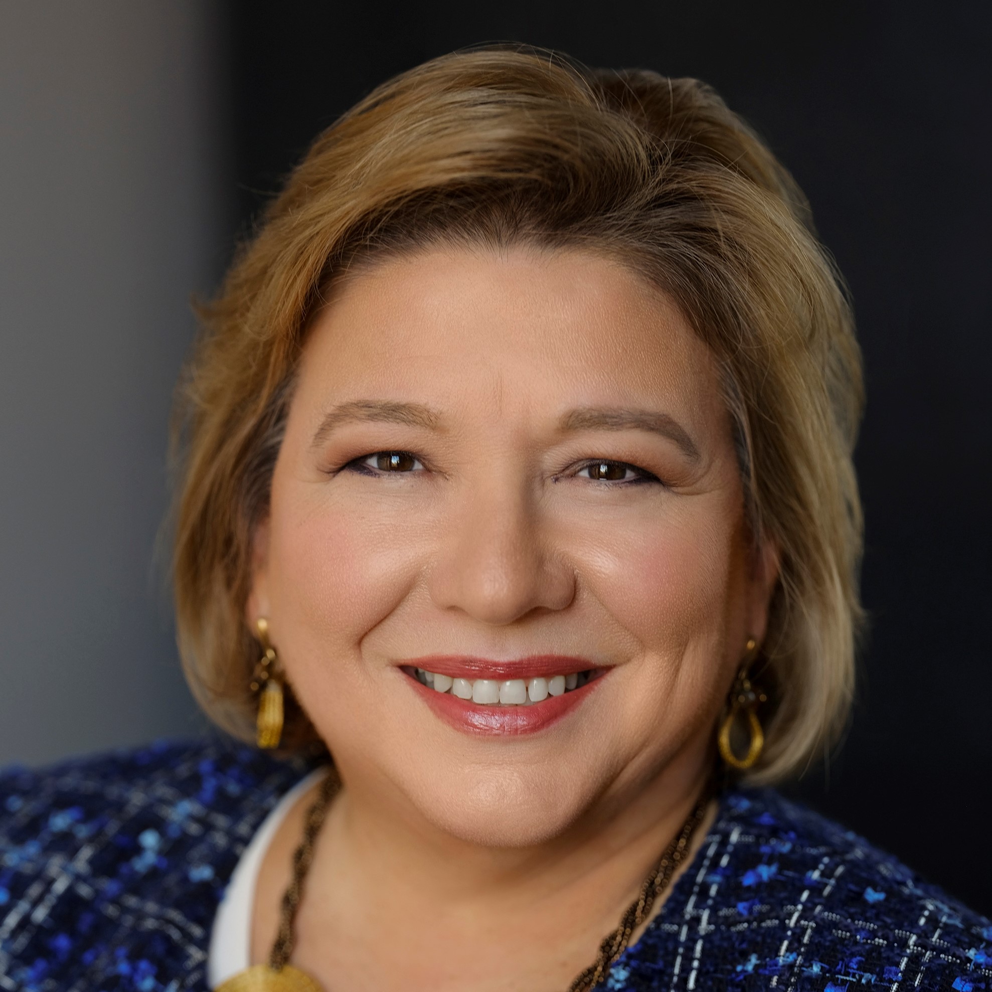 Headshot of Ana Hinojosa