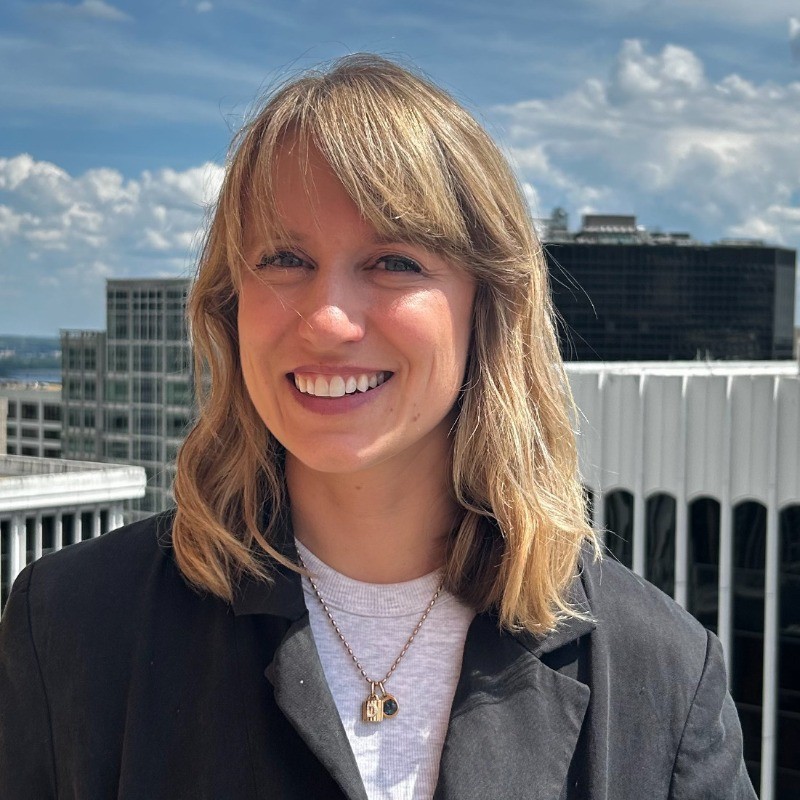 Headshot of Deanna Javage