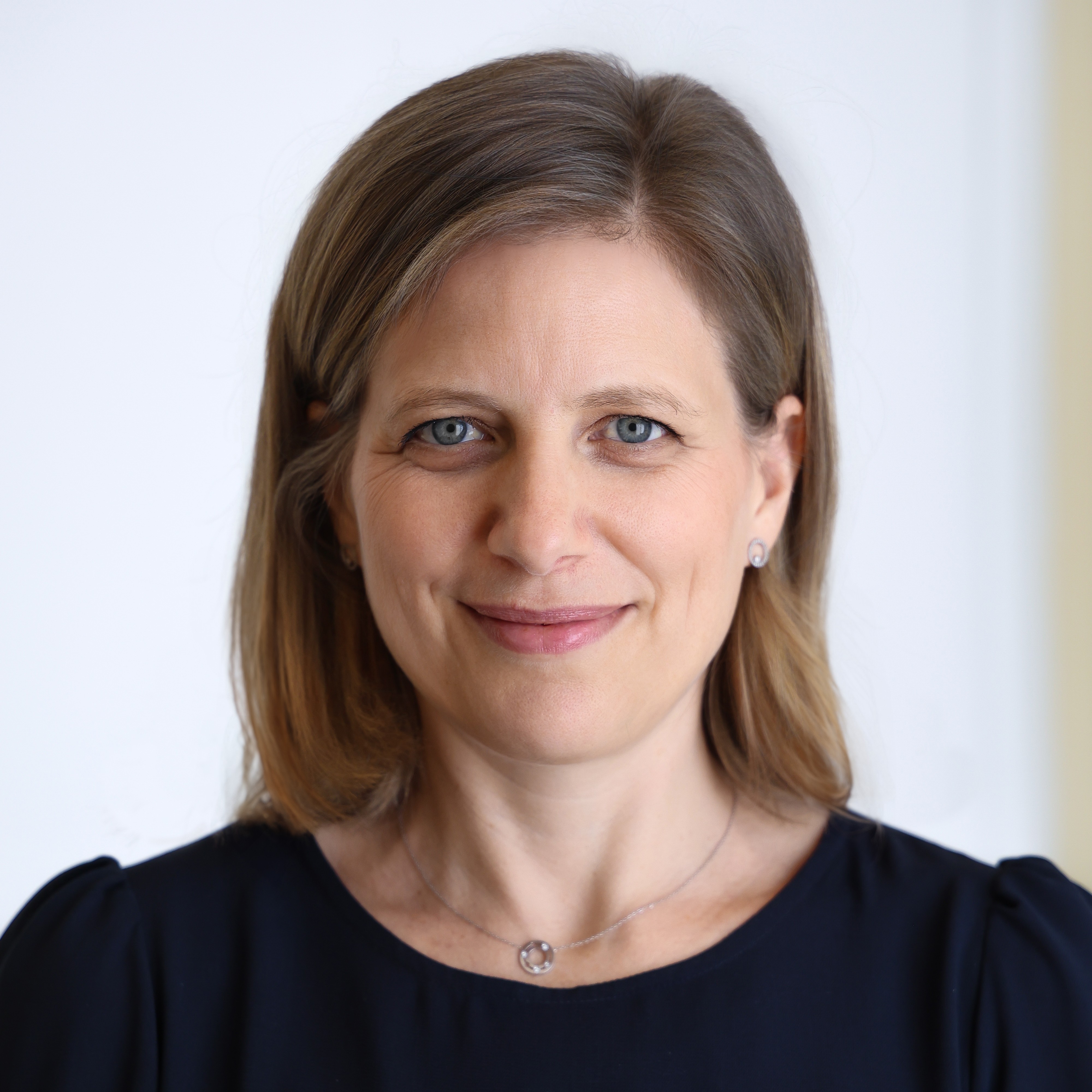 Headshot of Esther Paez
