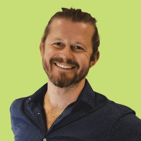 Headshot of Peter Hughes