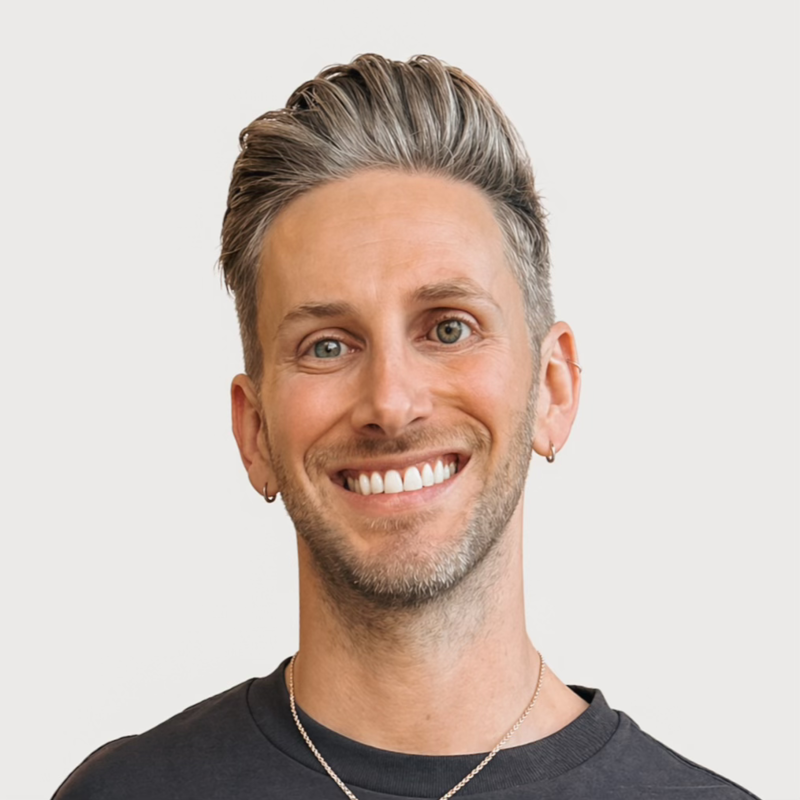Headshot of Travis Smith
